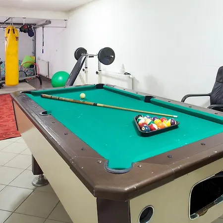 Tino Макарська