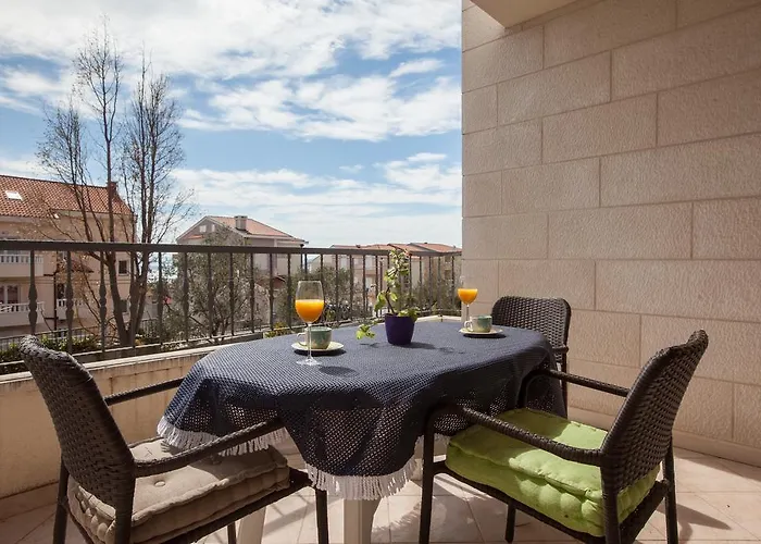 Apartment Tino Makarska