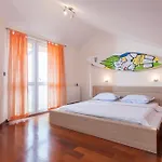 Tino Apartament