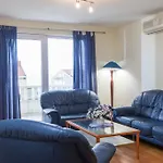 Tino Apartament Makarska